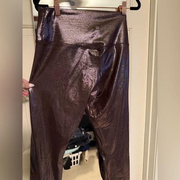 Brown glimmered lululemon leggings, only wore 2-3 times.. size 12 - Picture 2 of 3